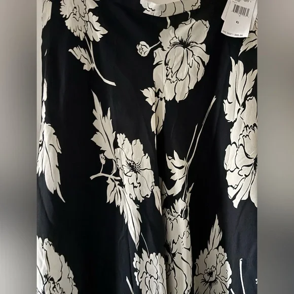 SILK Jones New York Black and Cream Floral Dress - Picture 3 of 10